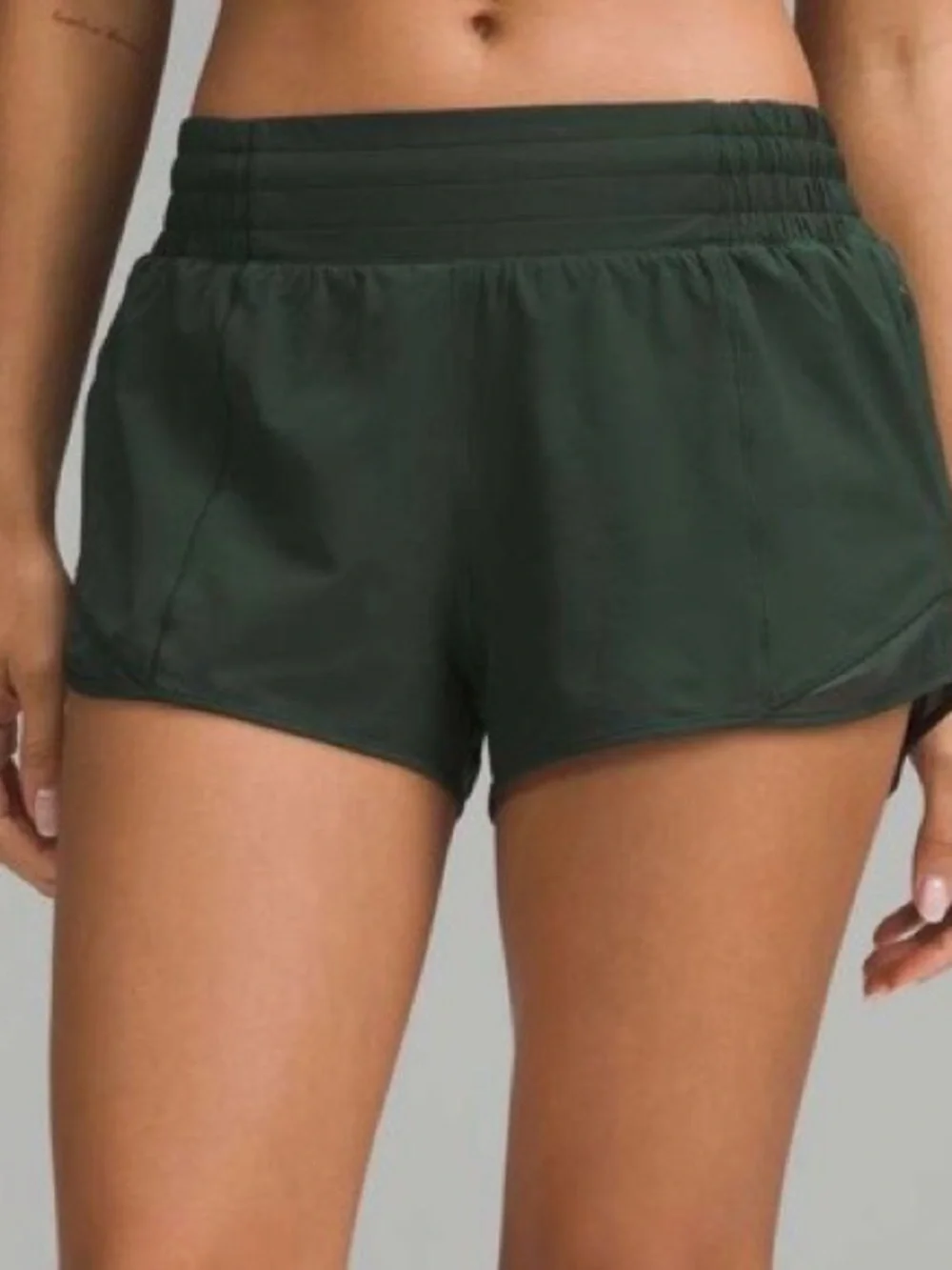 Lululemon Hotty Hot Short 2.5”
